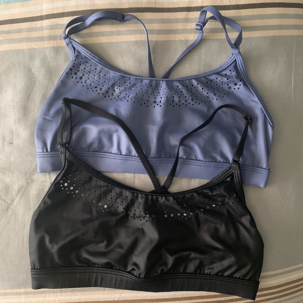 2 Sport bras